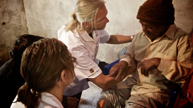 Andrew Schlabach | Acupuncture Volunteer Nepal