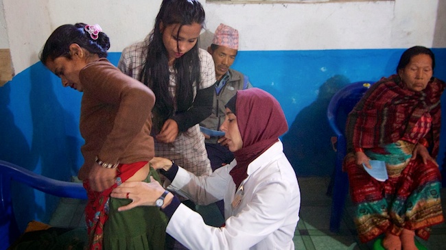 Asiya Shoot | Acupuncture Volunteer Nepal