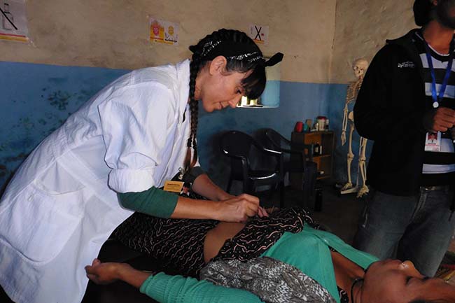 Susana Correia | Acupuncture Volunteer Nepal