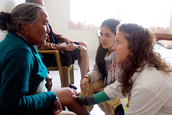 Tara Gregory | Acupunctrure Volunteer Nepal